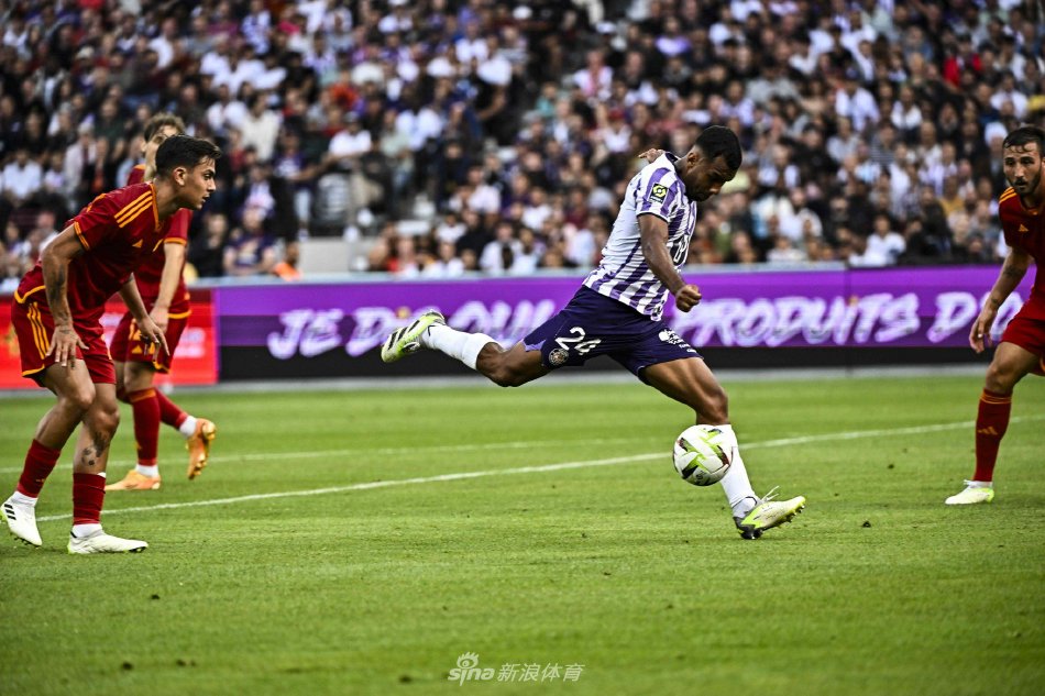 她的坚持与 她的坚持与