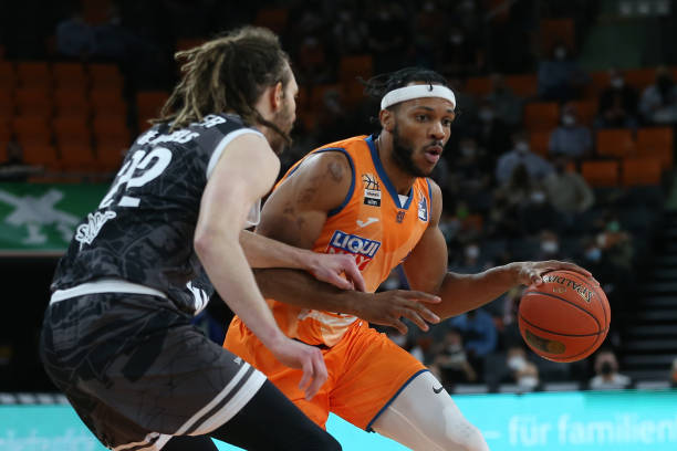 在多回合阵 在多回合阵