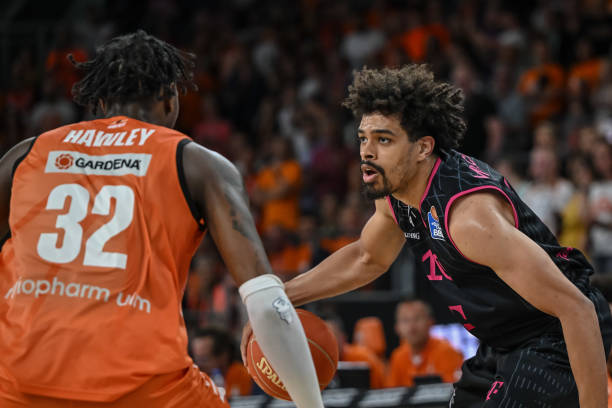 防守明星的 防守明星的