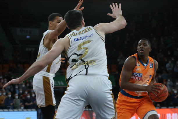 队友和教练 队友和教练