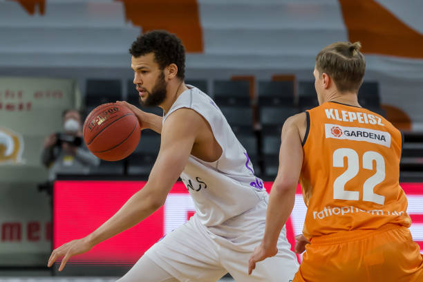 小的国足 小的国足